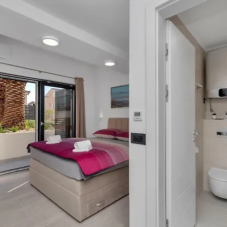 アパート Lulani Pool マカルスカ