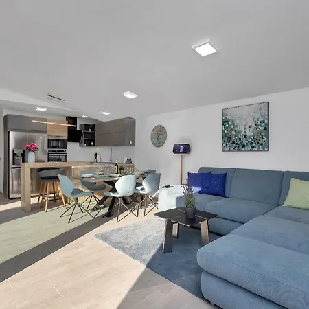 Lulani Pool Apartman