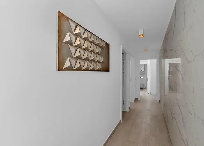 Lulani Pool Apartment